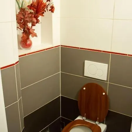 Apartament Balcony King 12 Min From Charles Bridge Praga