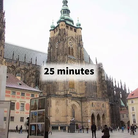 Apartament Balcony King 12 Min From Charles Bridge Praga