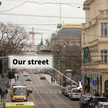 Apartament Balcony King 12 Min From Charles Bridge