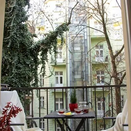 Balcony King 12 Min From Charles Bridge Apartament