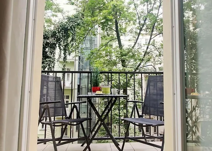 Balcony King 12 Min From Charles Bridge *