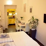 Balcony King 12 Min From Charles Bridge * Prague