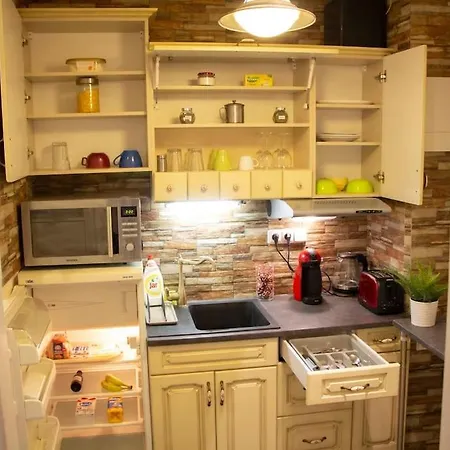 Appartamento Balcony King 12 Min From Charles Bridge *