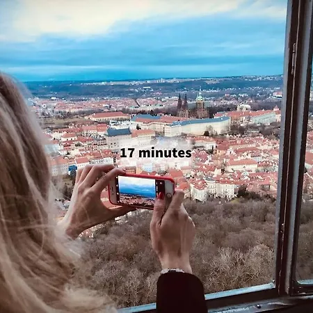 Appartamento Balcony King 12 Min From Charles Bridge Praga