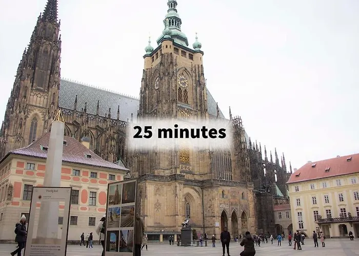 Daire Balcony King 12 Min From Charles Bridge Prag