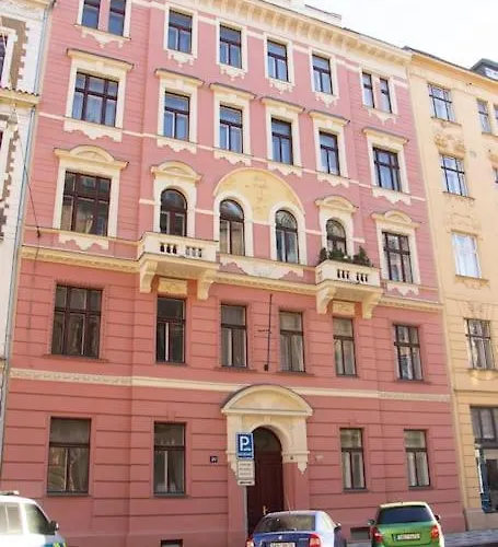 Daire Balcony King 12 Min From Charles Bridge